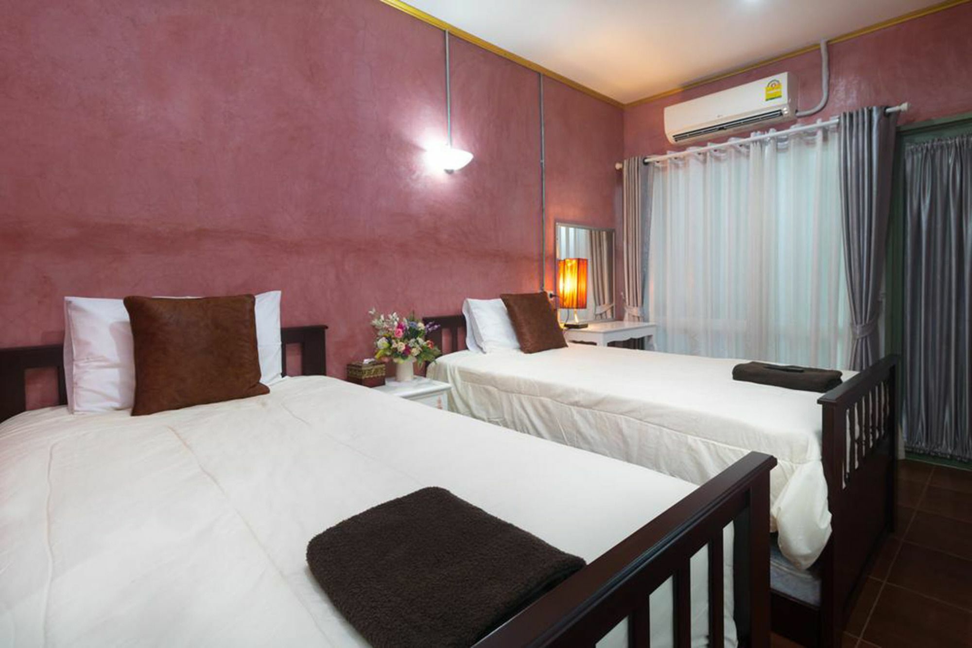 Khunnai House Chiang Mai Hotel Ngoại thất bức ảnh